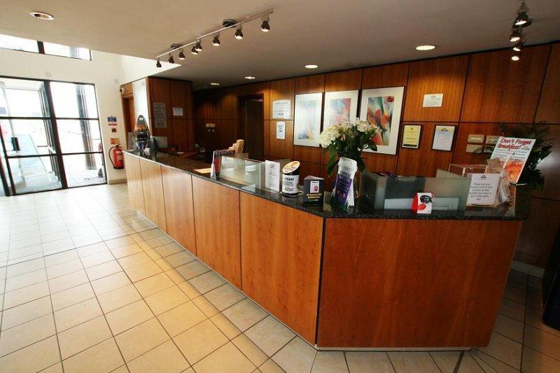 デイズ イン ケンブリッジ CBG エクステリア 写真